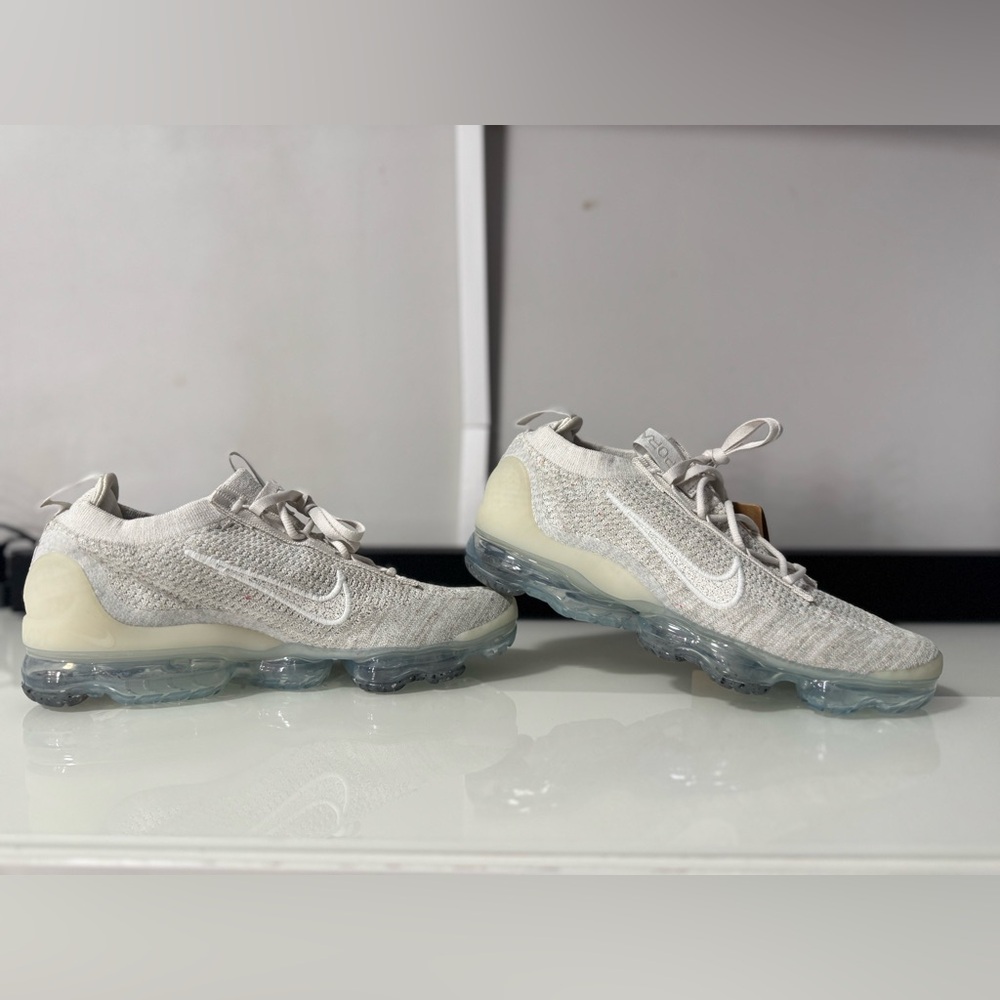 Nike Air VaporMax 2021 Flyknit Phantom Grey DJ9975-001 Women’s Size 9.5